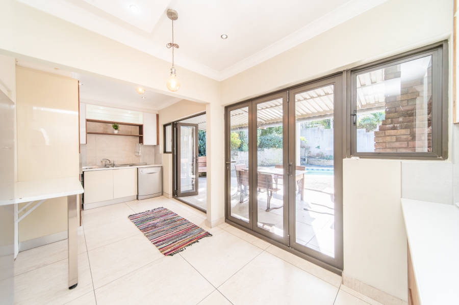 4 Bedroom Property for Sale in Bonza Bay Eastern Cape